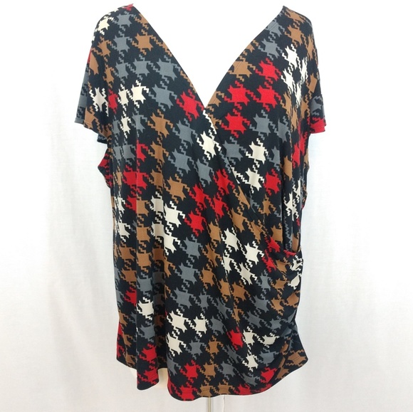 Lane Bryant Tops - Lane Bryant Houndstooth Print Faux Wrap Blouse